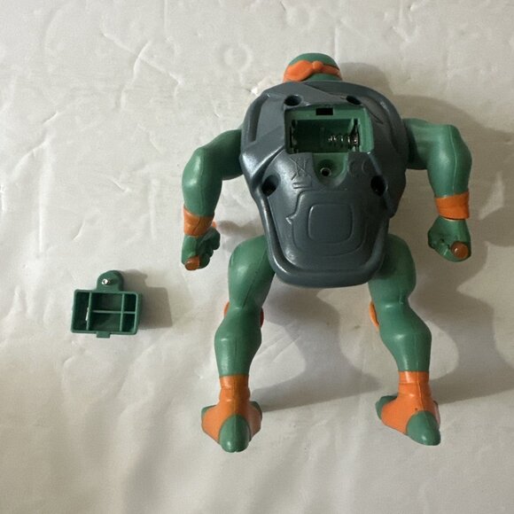 TESTED Rise Of Teenage Mutant Ninja Turtles Michaelangelo Pop-up Figure 5.5” - Picture 2 of 7